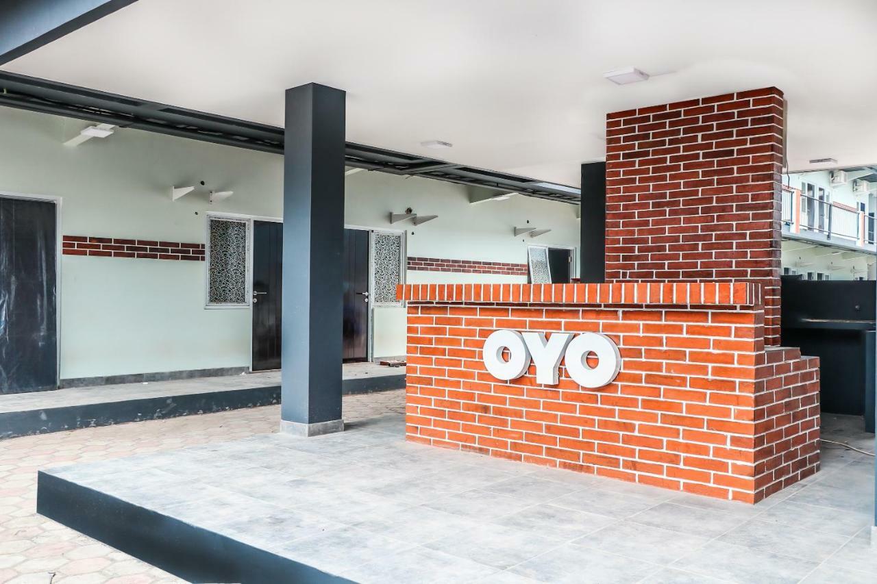 Oyo 488 Tekno Residence South Tangerang Kültér fotó